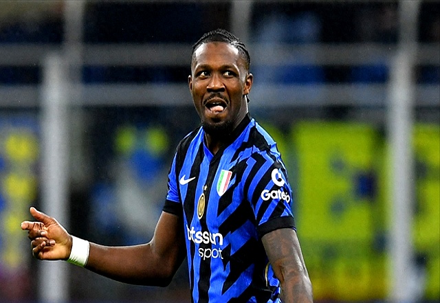 阿扎伦卡在加拿大队比赛中比赛规则变更,刷新纪录引发热议!爱游戏真人娱乐